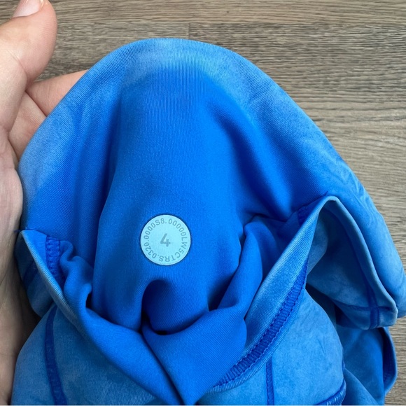 Lululemon Fast and Free High Rise Tight
25" *Ice Dye Ice Wash Cerulean Blue 4 - Picture 12 of 15